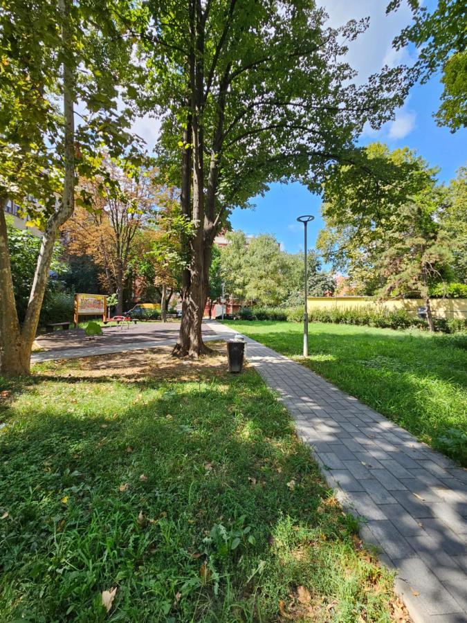 Booking Apartments Alone 1 Belgrado Exterior foto