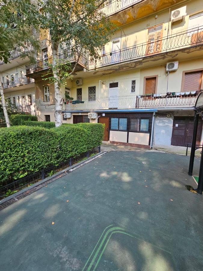 Booking Apartments Alone 1 Belgrado Exterior foto